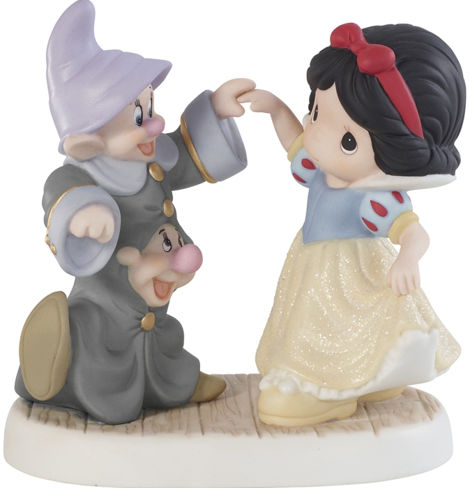 Precious Moments 202034 Disney Snow White Dancing With Dopey And Sneezy Figurine 